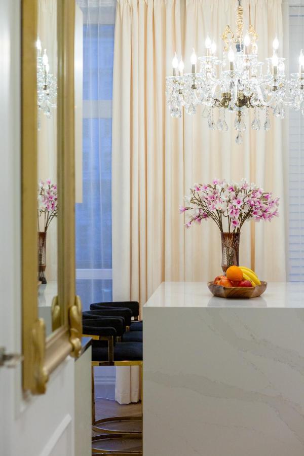 Royal Apartment Kopernika By Renters Prestige Warszawa Exteriör bild